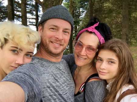 Michelle Visage along with her husband and daughters